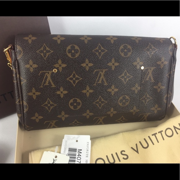 🌸TRENDY🌸FAVORITE LOUIS VUITTON CROSSBODY - Picture 4 of 16